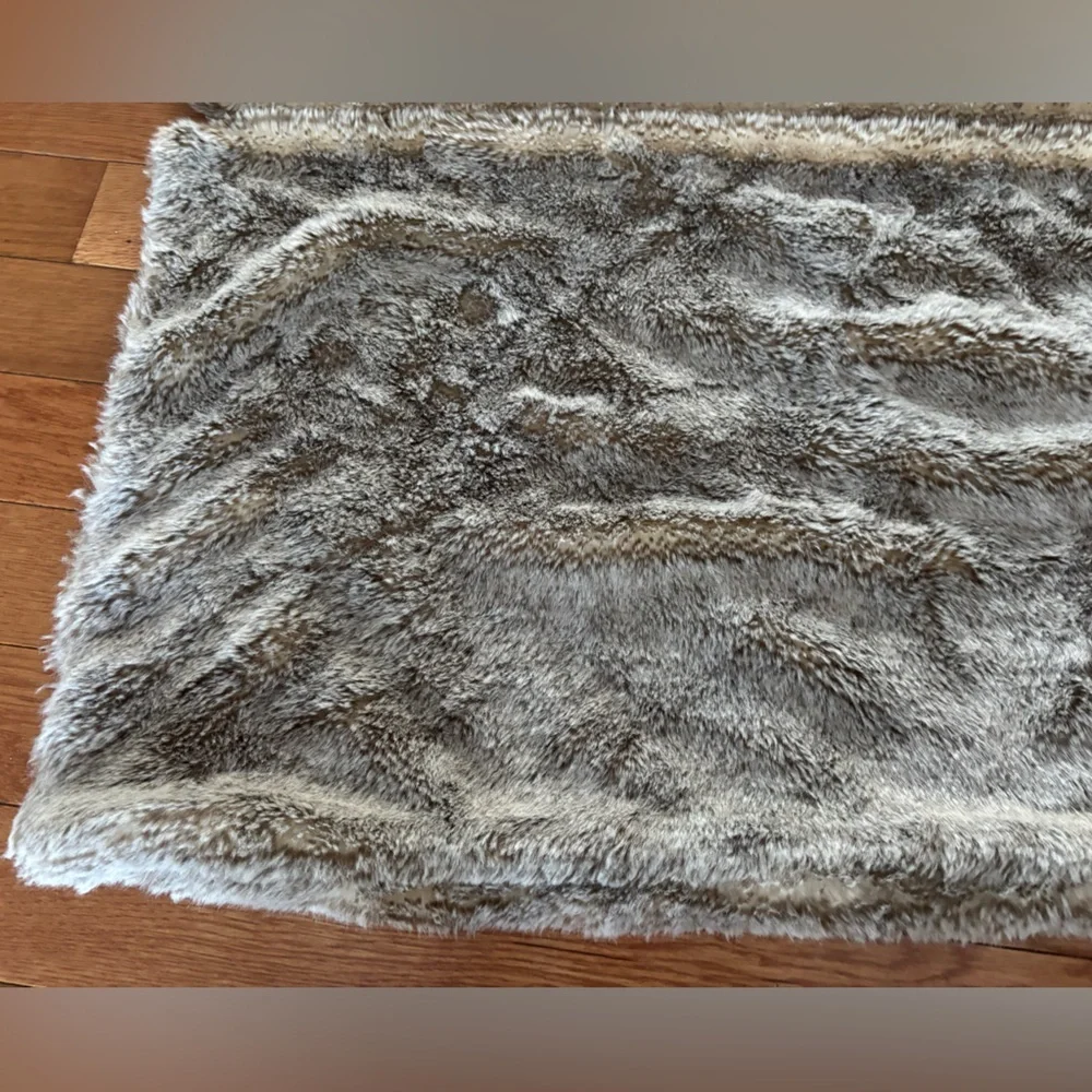 2 Restoration Hardware Cream brown Faux Fur King pillowcases shams